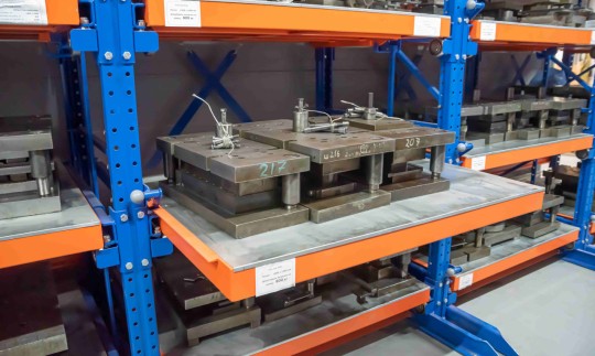 Стеллаж с выкатными платформами  Slide 1000